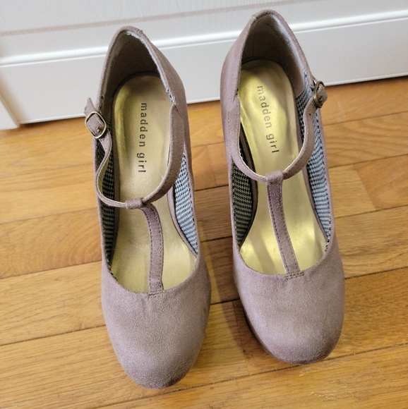 Madden Girl Raimmy platform t-strap pump - Picture 1 of 3